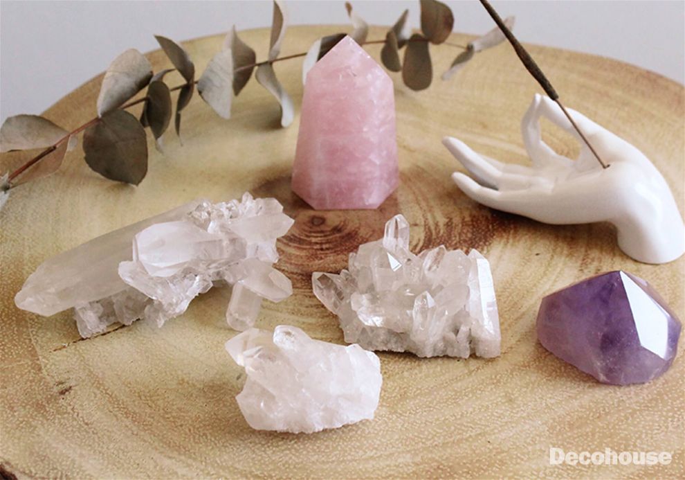 cristal quartzo rosa vs ametista para decoração