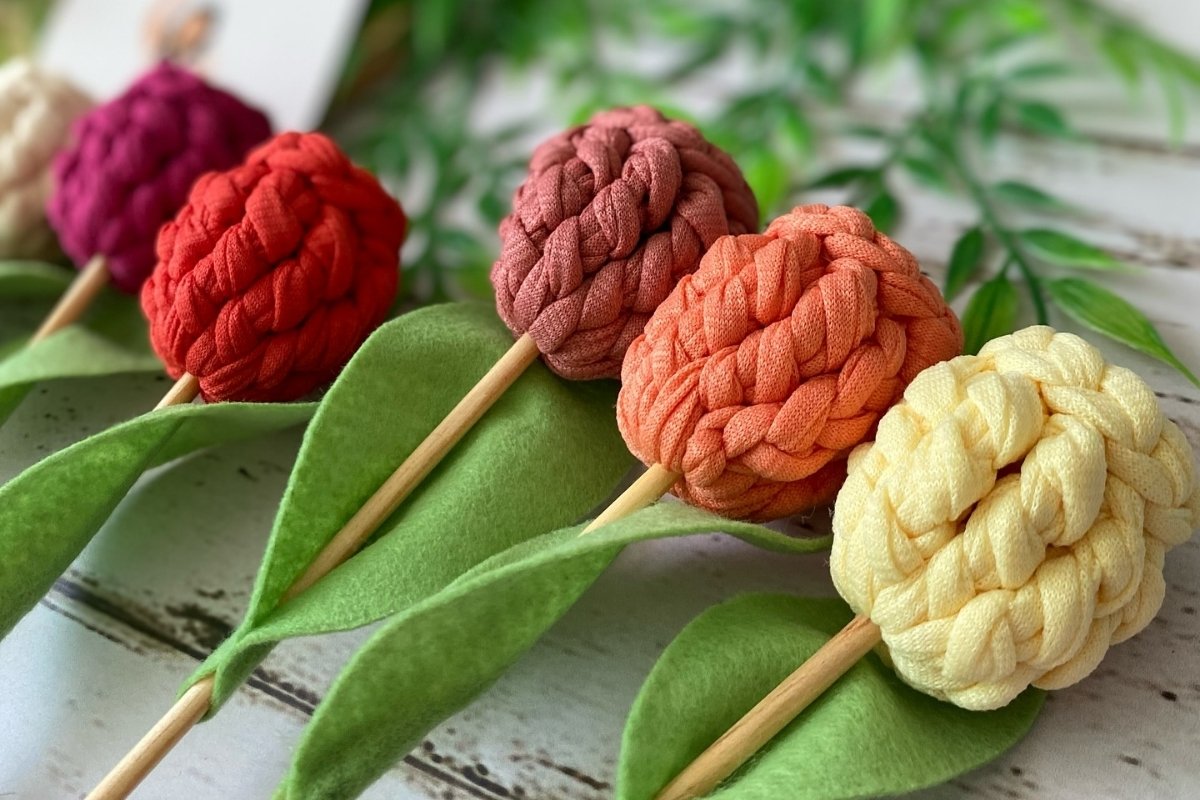 decoração culto mulheres rústica versus minimalista