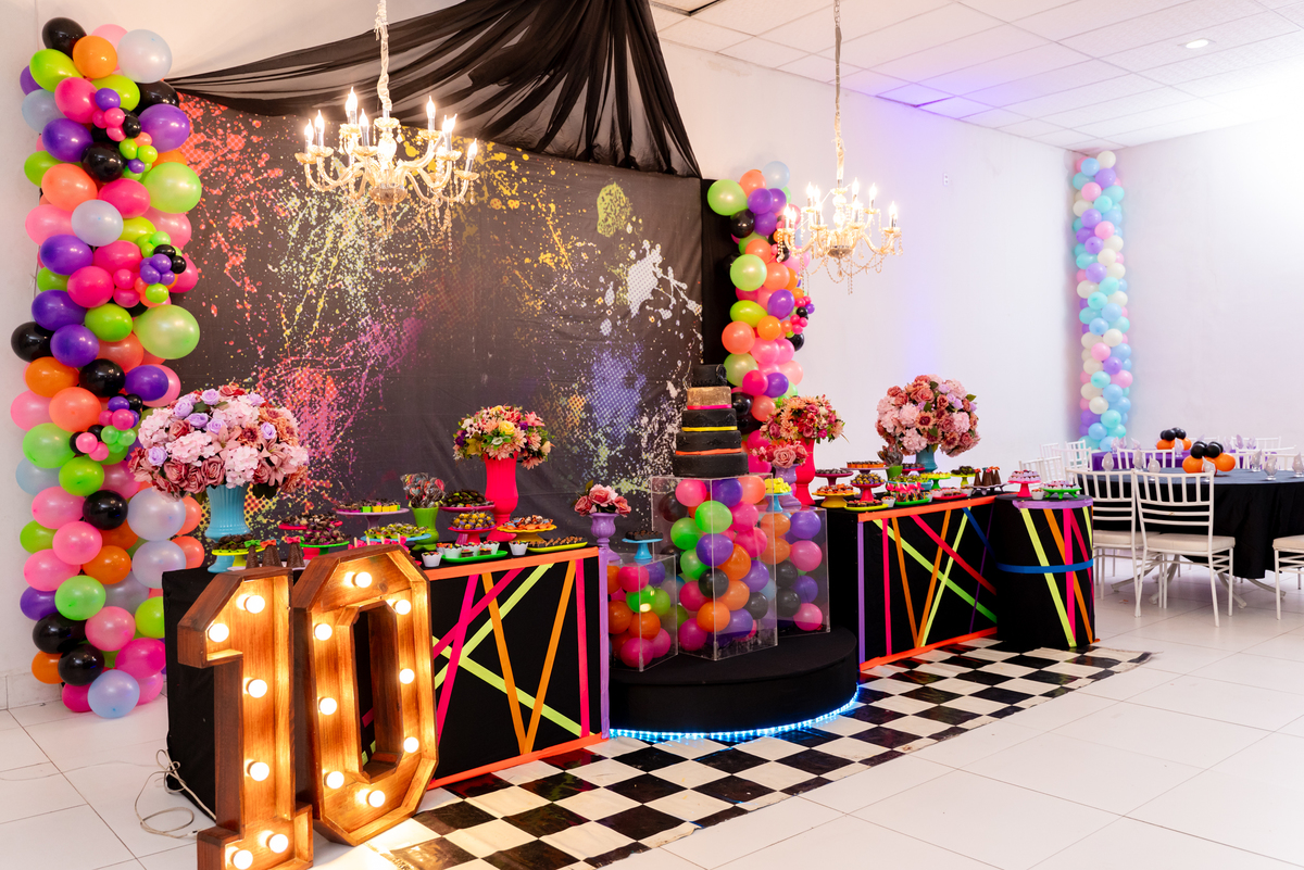 decoração festa 10 anos rose gold