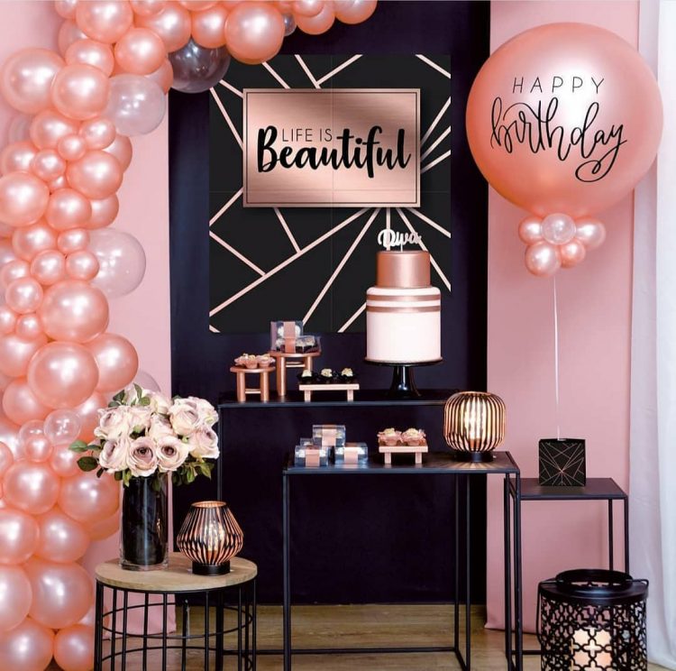 decoração aniversário adulto simples vs festa luxuosa qual escolher