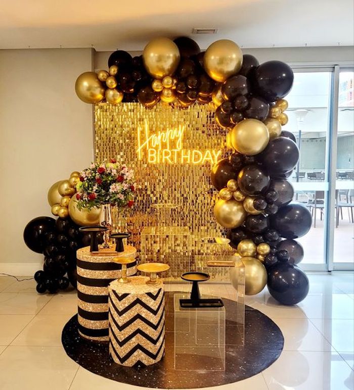 decoração aniversario preto e dourado