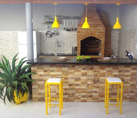 erros comuns ao decorar área gourmet simples