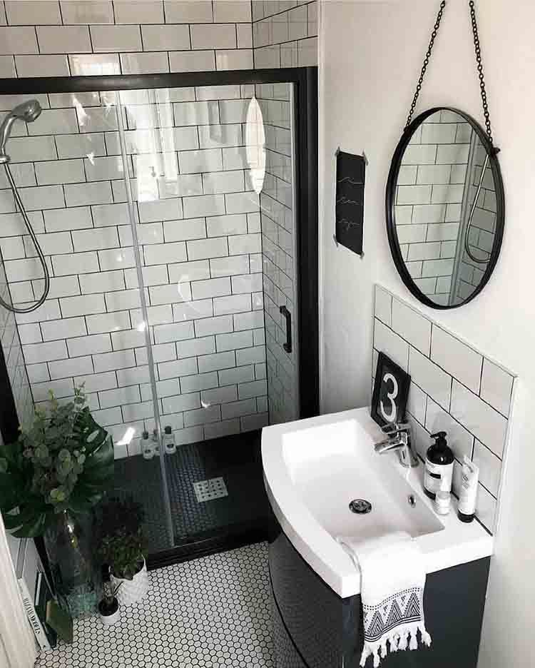 banheiro preto e branco industrial