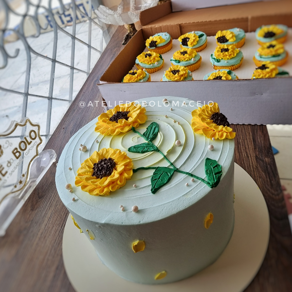 bolo girassol chantilly vs naked cake qual escolher