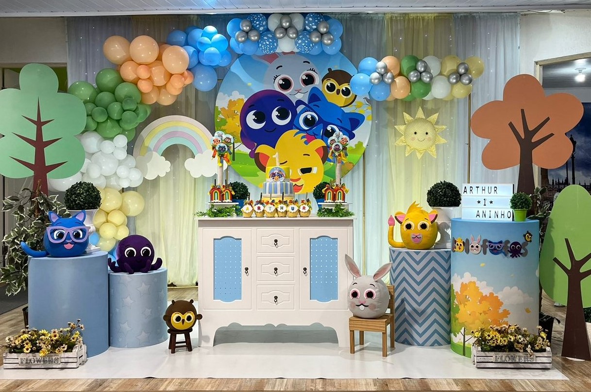 quanto custa decoração bolofofos 1 ano simples