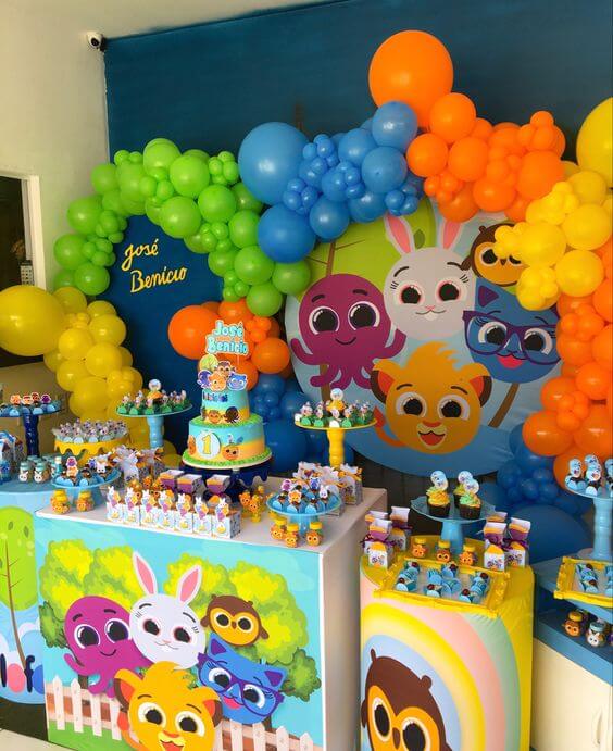 decoração bolofofos 1 ano vs tema dinossauro