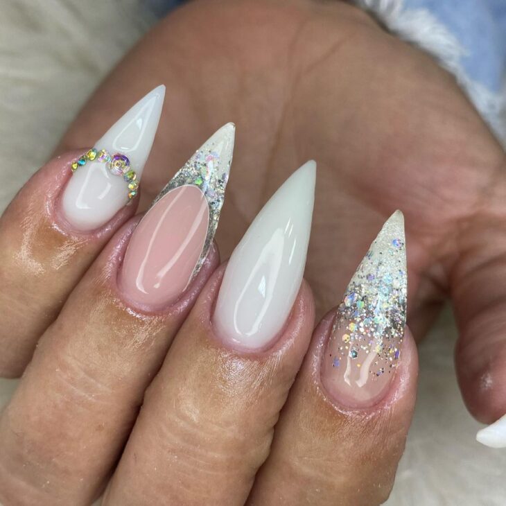 quanto custa fazer unhas brancas decoradas