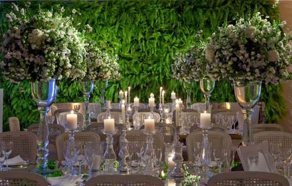 decoração casamento verde oliva e dourado