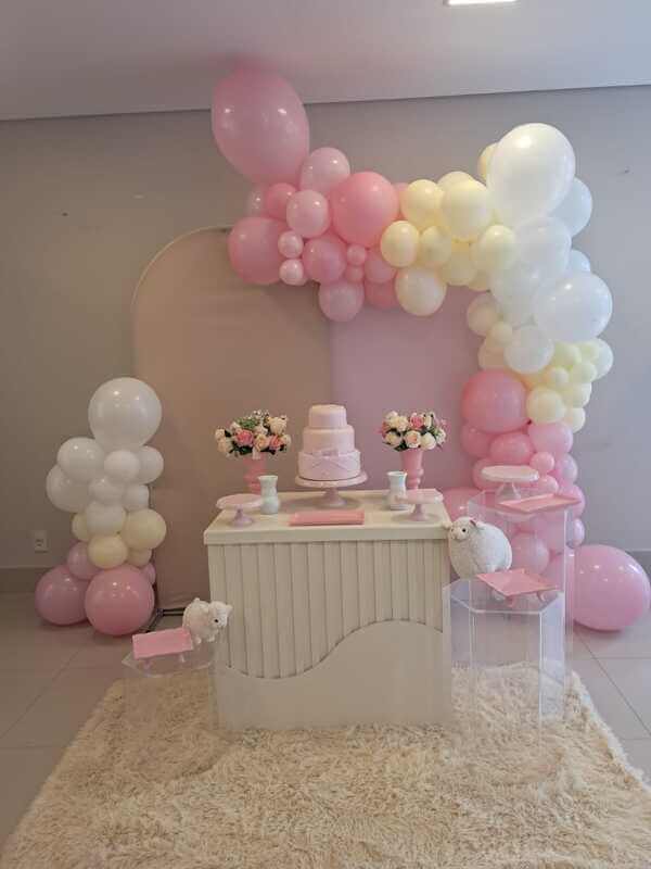 como fazer decoração chá de bebê menina