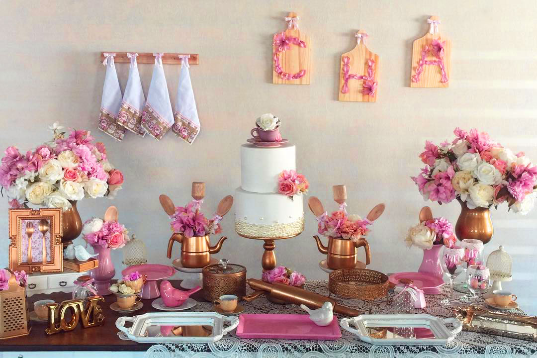 como fazer painel de tecido para chá de casa nova