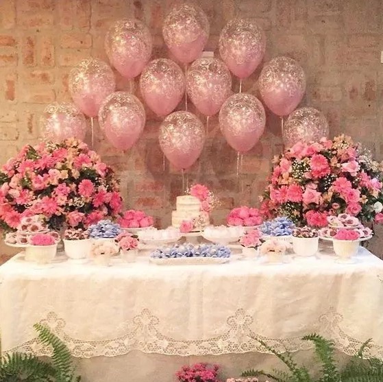 decoração chá de fralda menina vs chá de bebê menina