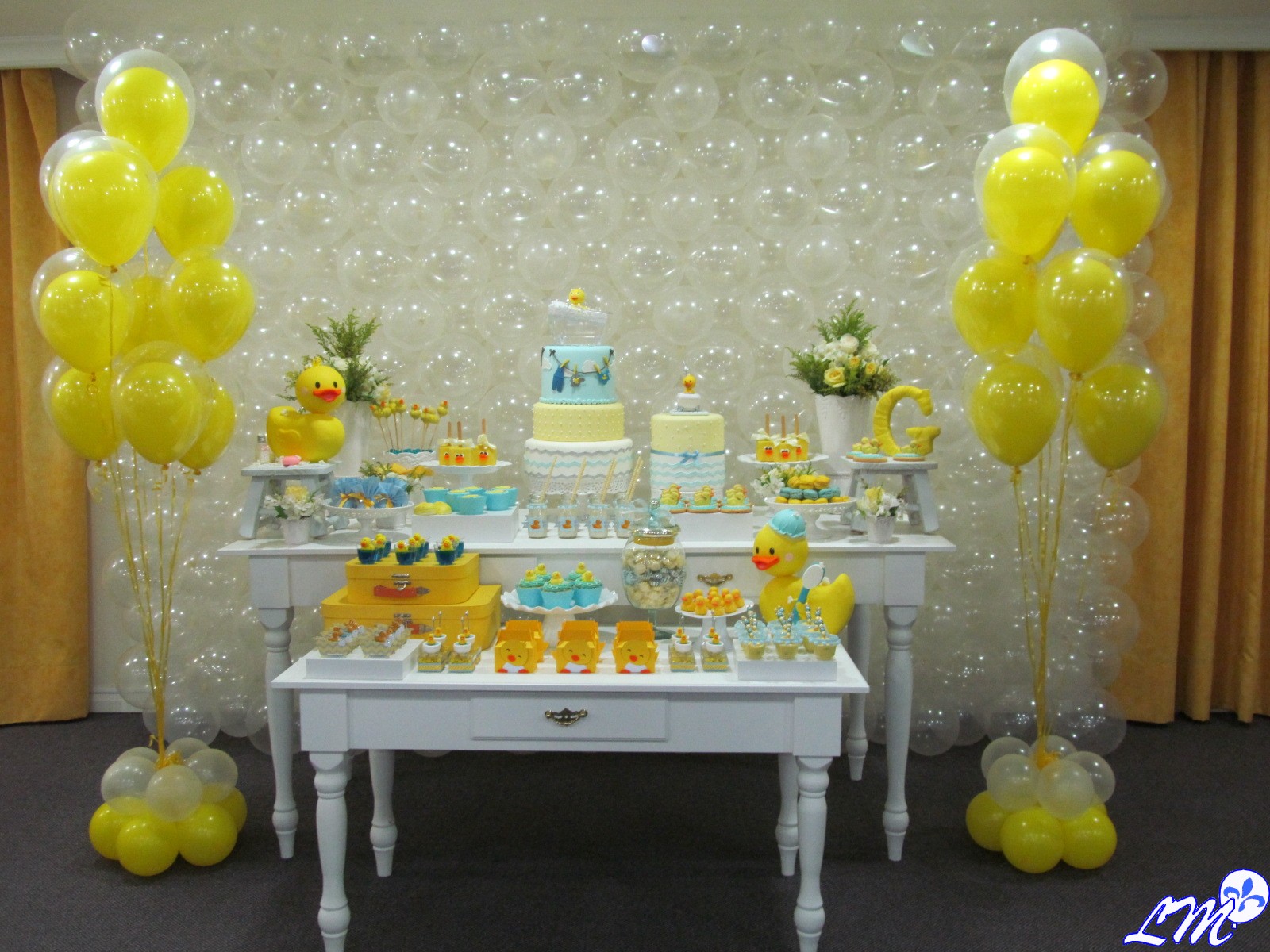 Guia Completo: Como Montar um Arco Desconstruído para Chá de Bebê