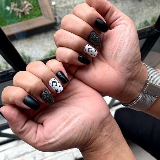 esmalte preto fosco ou brilhante qual escolher