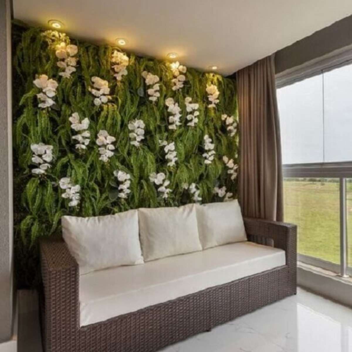 folhagem artificial vs natural parede