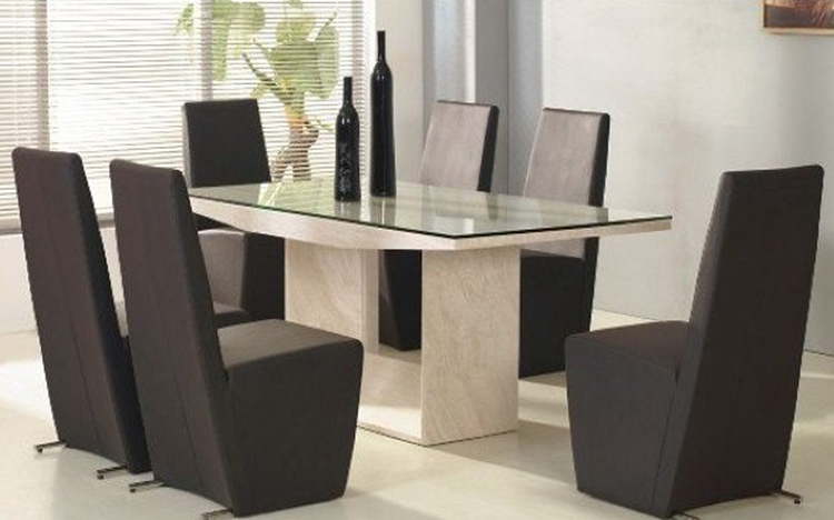 decoração com mesa de vidro