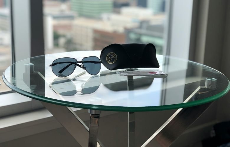 decoração com mesa de vidro