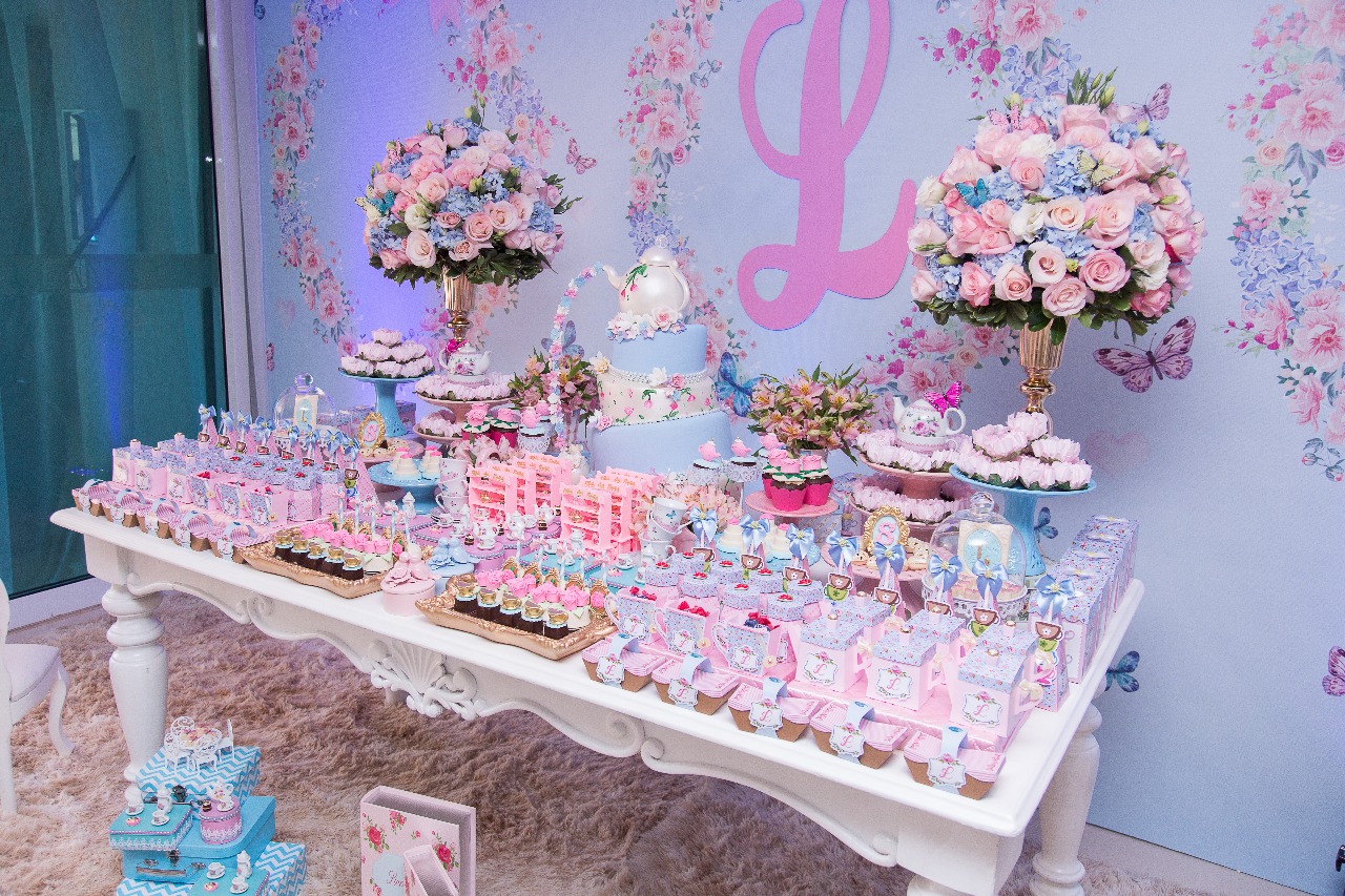 decoração de aniversário de 1 ano feminino simples