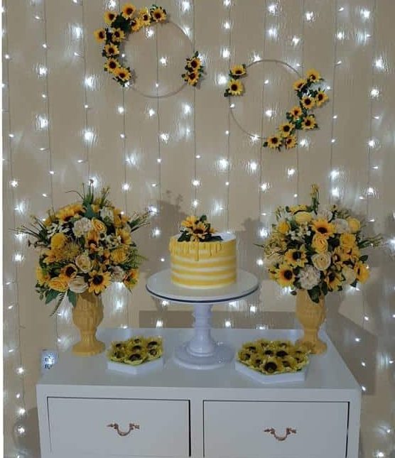 decoração de aniversário feminino simples e elegante