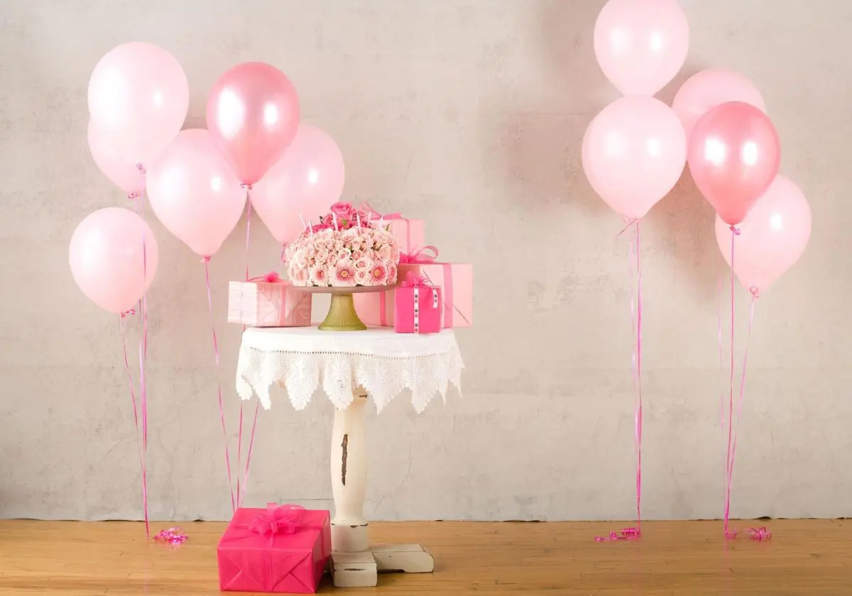 decoração de aniversário feminino simples com flores