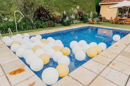 erros comuns decoracao piscina reveillon