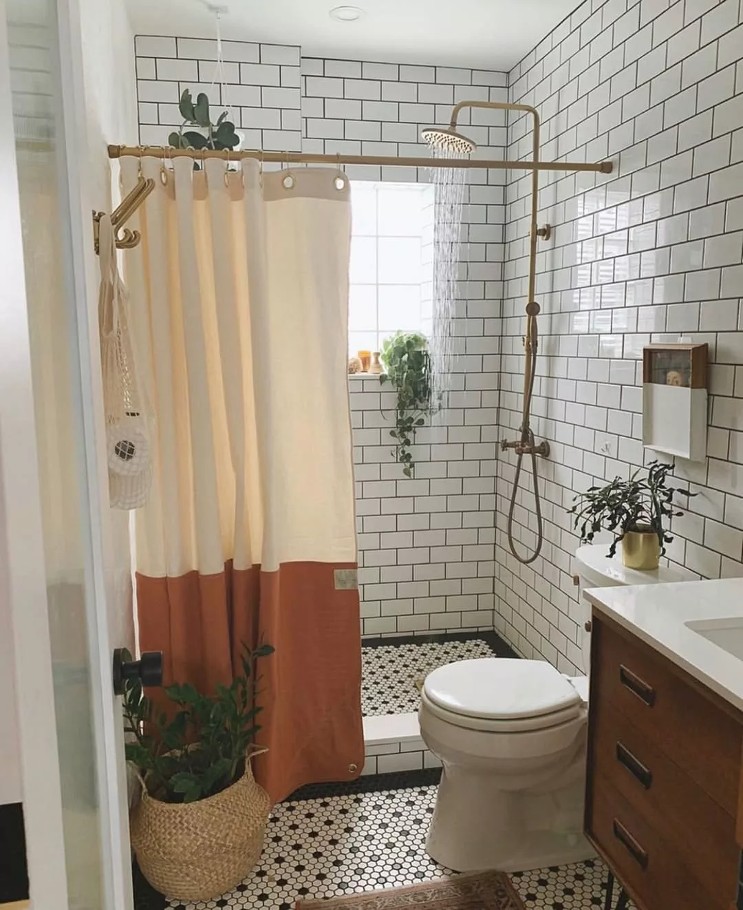 decoração de banheiro com cortina de box