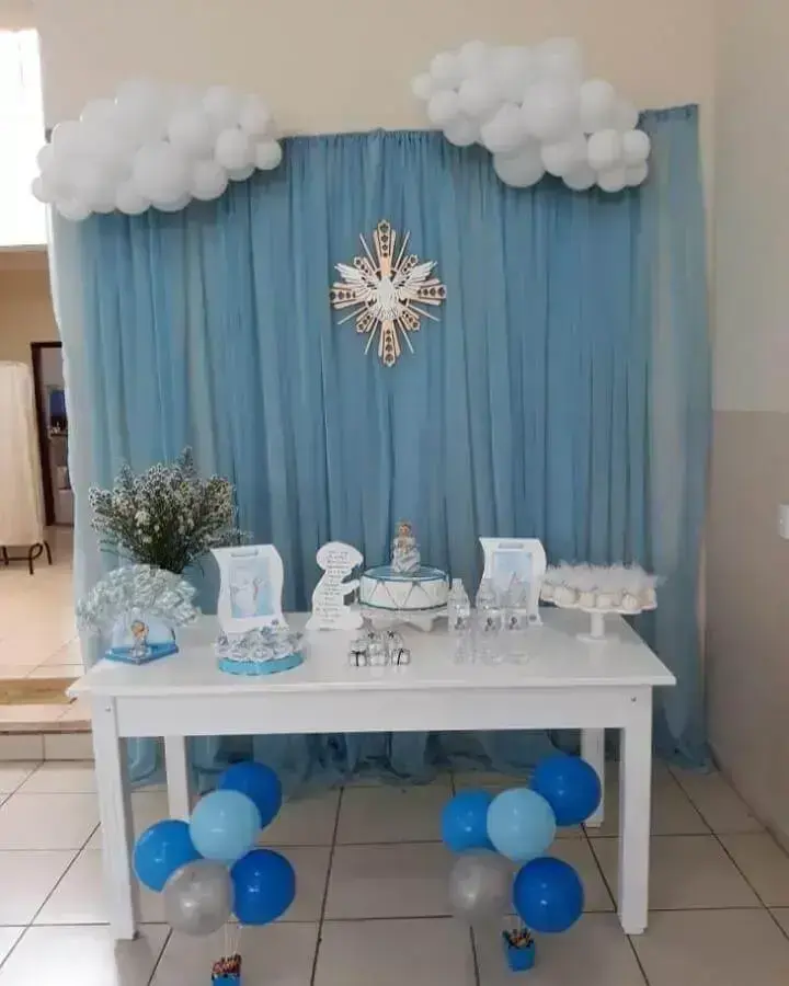 ideias de decoração batizado menino simples e barato