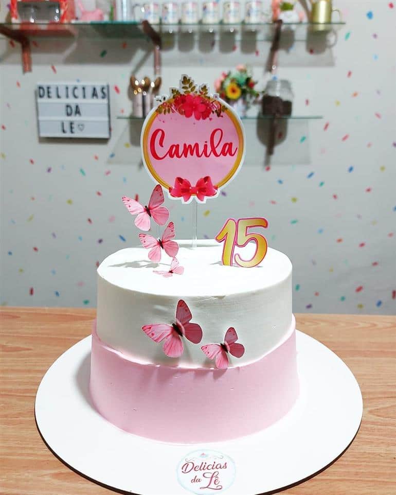 decoração bolo 15 anos com borboletas