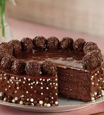 decoração de bolo de chocolate moderno