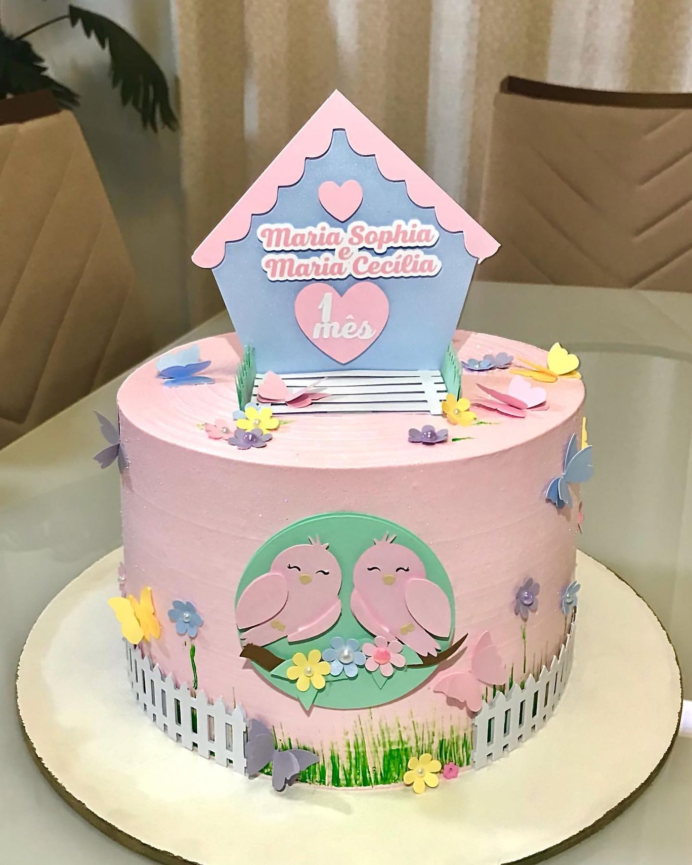 erros comuns ao decorar bolo infantil feminino