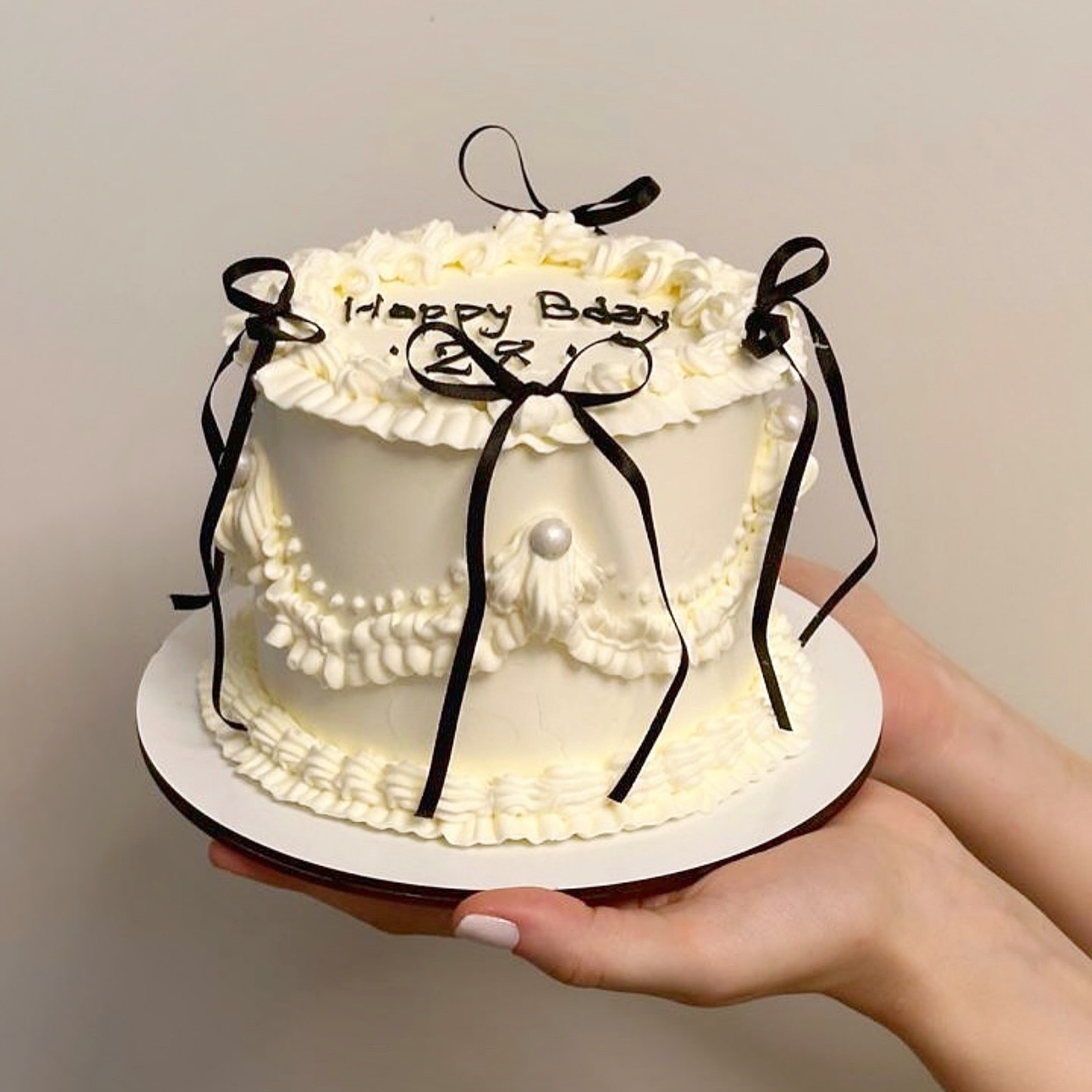 passo a passo decoração bolo redondo vintage