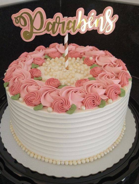 ideias decoração bolo redondo simples