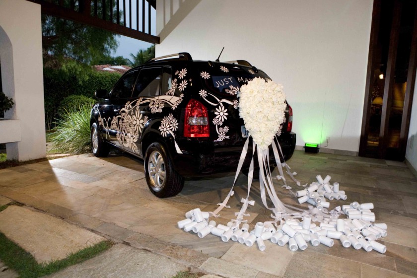 ideias criativas decoração carro noiva