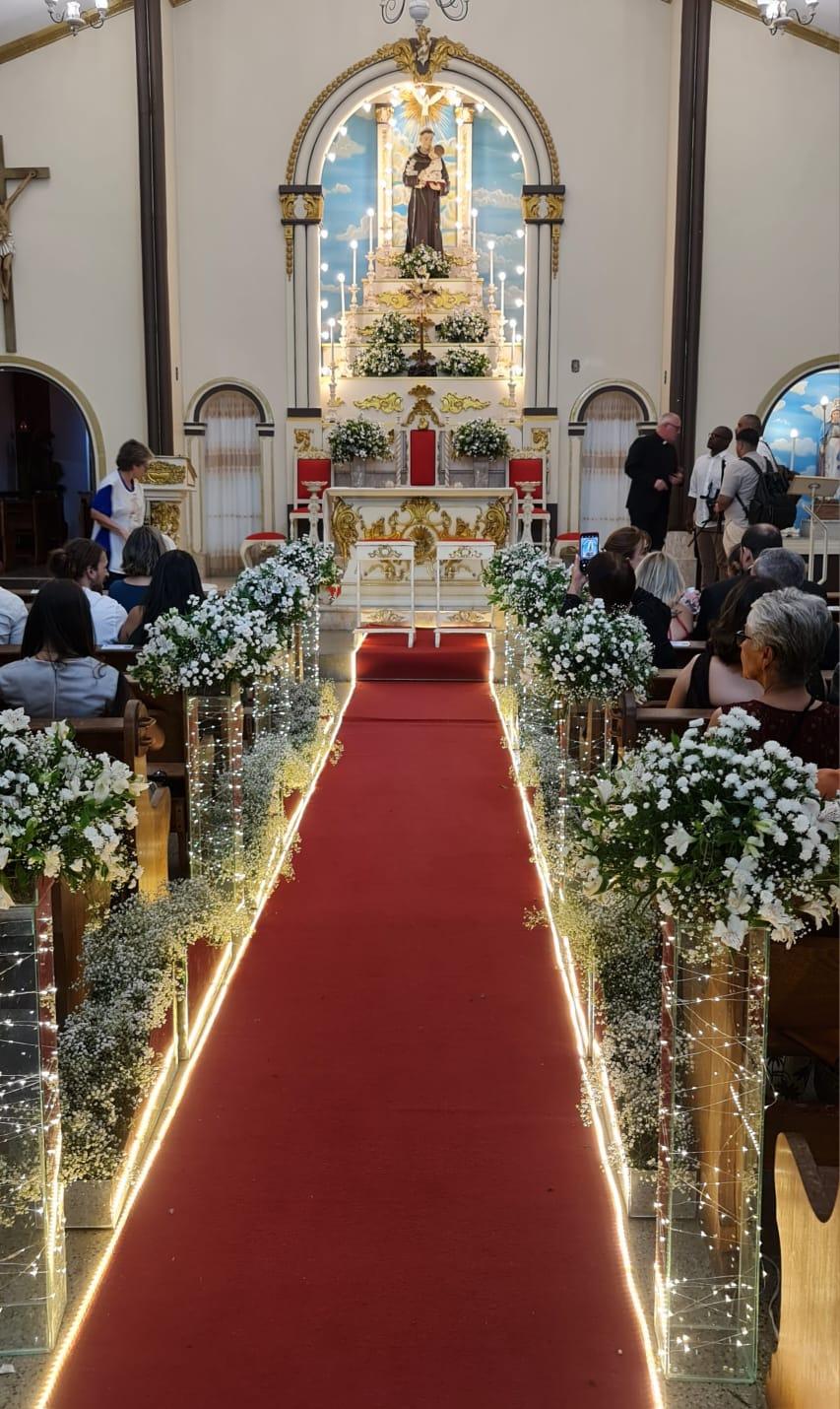 decoração de casamento igreja católica simples