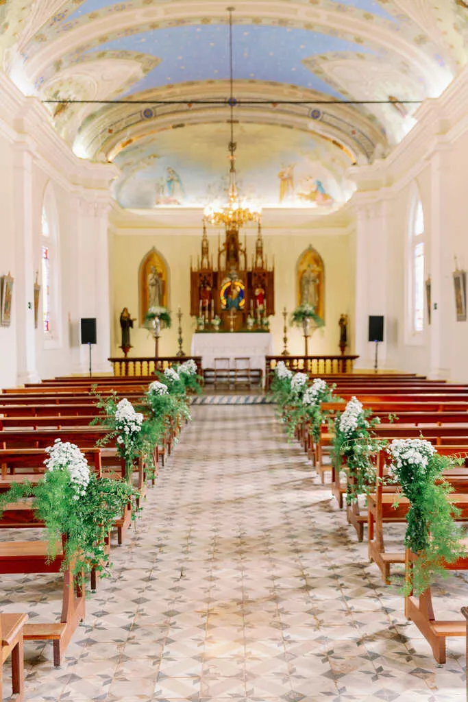 decoração de casamento igreja católica simples