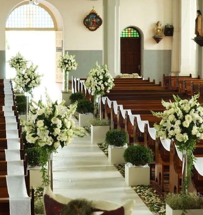 decoração de casamento igreja católica simples