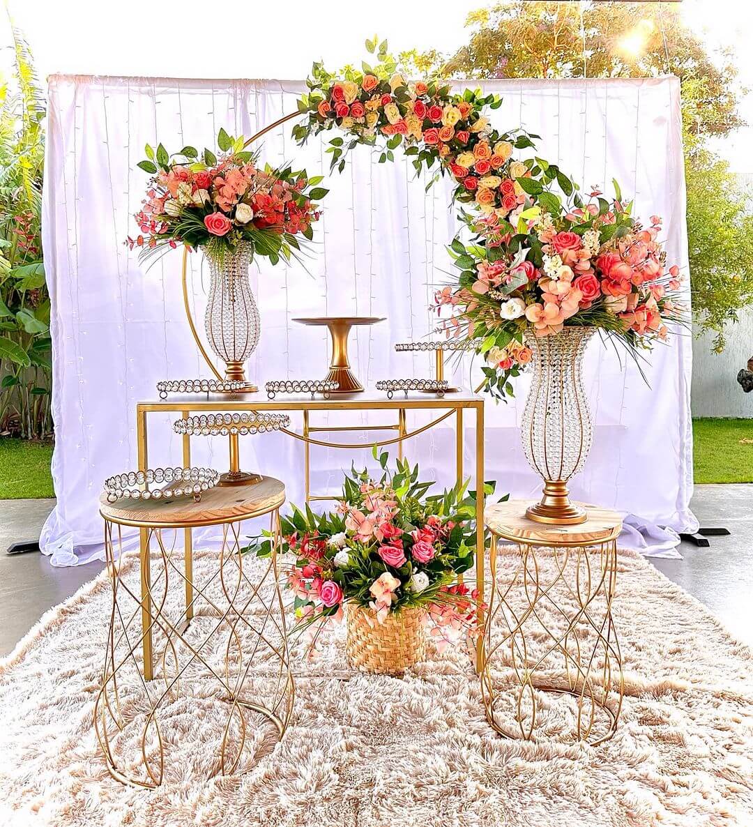 decoração de casamento simples e barata vs. decoração cara qual vale a pena
