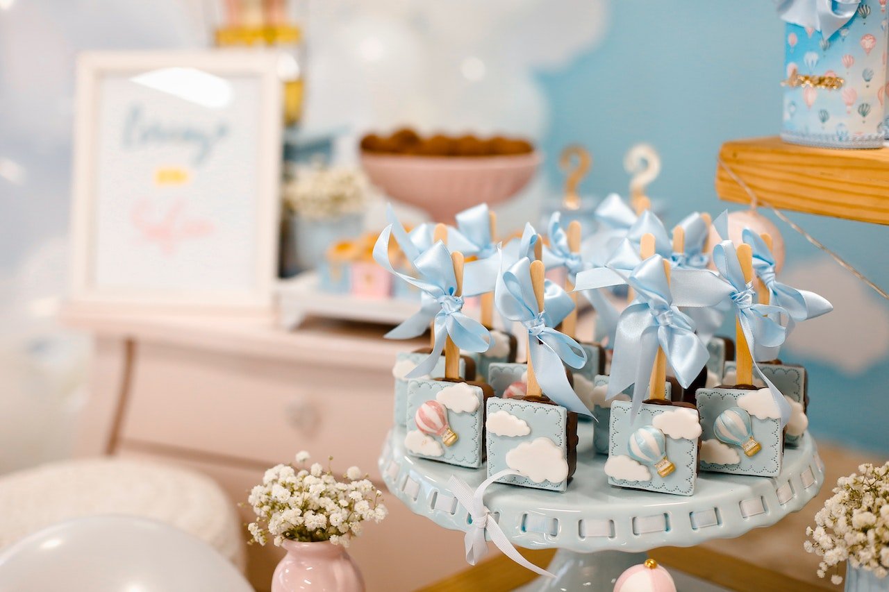 ideias criativas decoracao cha bebe simples e barata