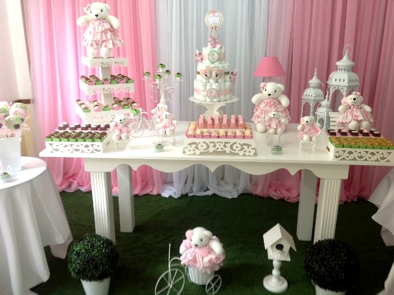 decoração chá de fraldas menina nude