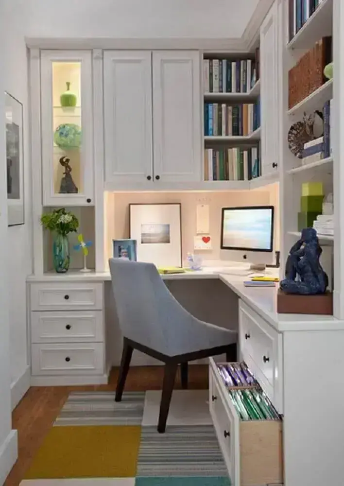 escritório pequeno e funcional