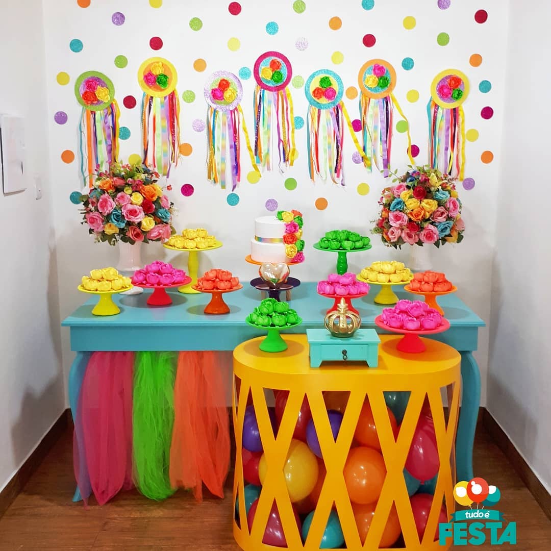 balões para decoração de carnaval