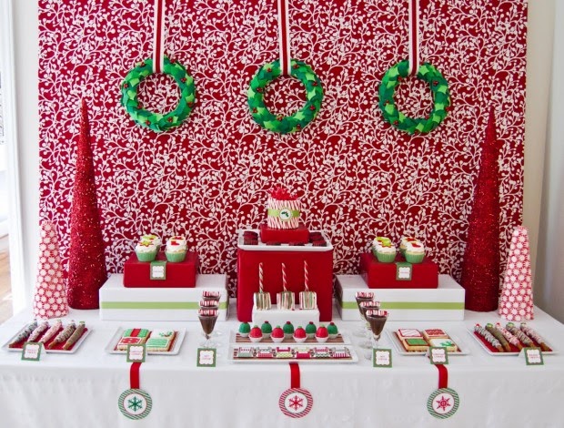 mesa posta de natal simples e elegante