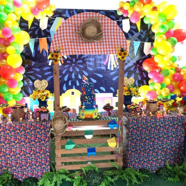 iluminação festa junina externa