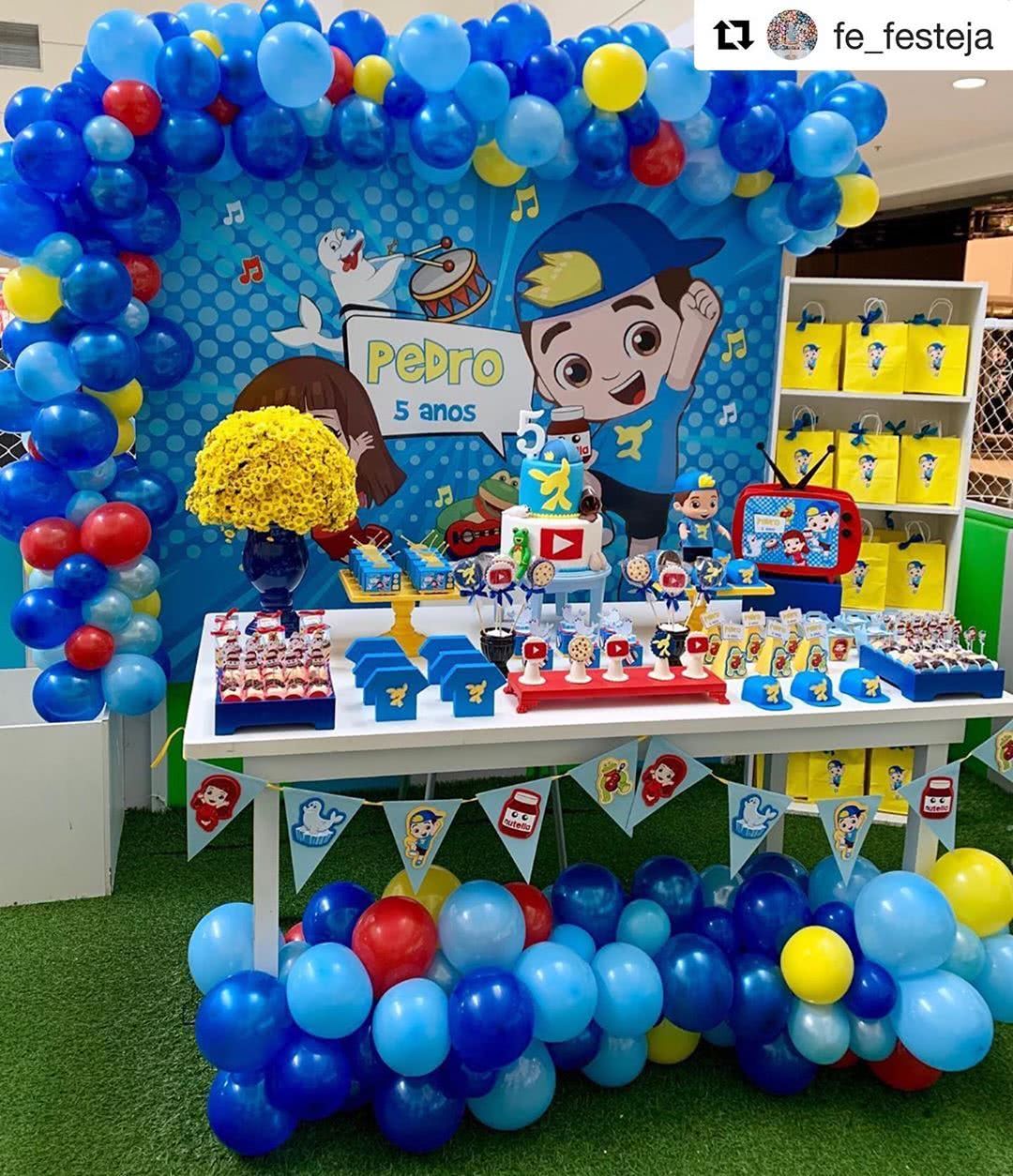 decoração festa menino tema azul marinho e dourado