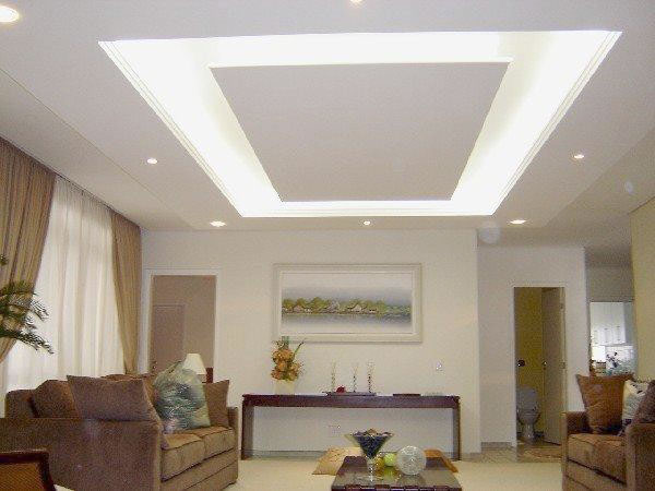 sanca de gesso aberta