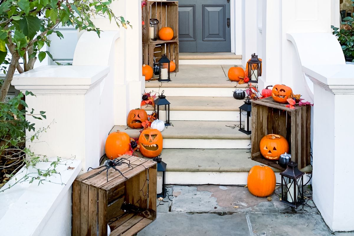 erros comuns decoração porta halloween