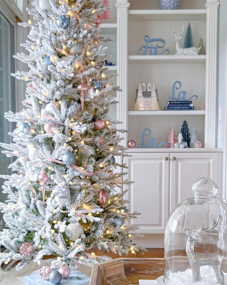 decoração natal azul branco versus vermelho verde