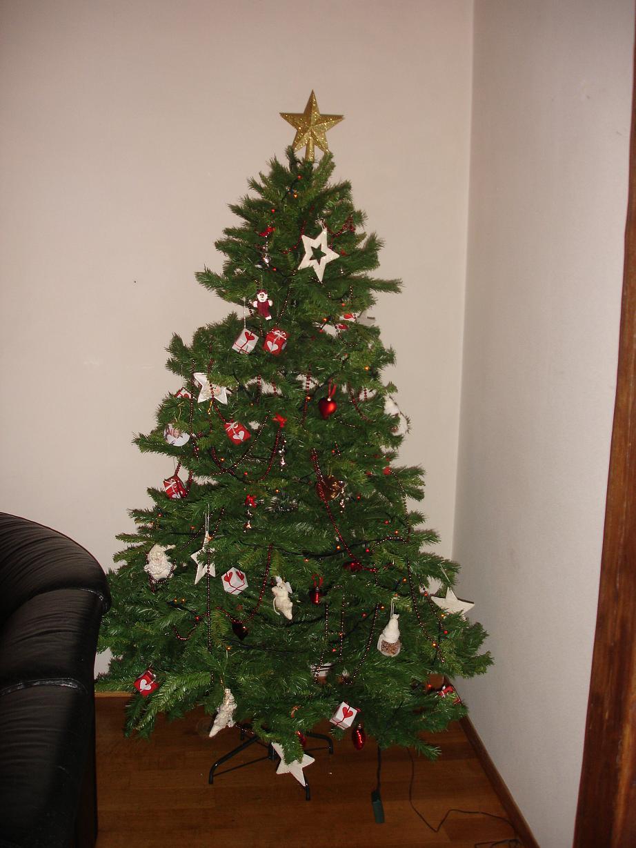 decorar arvore de natal com galhos secos