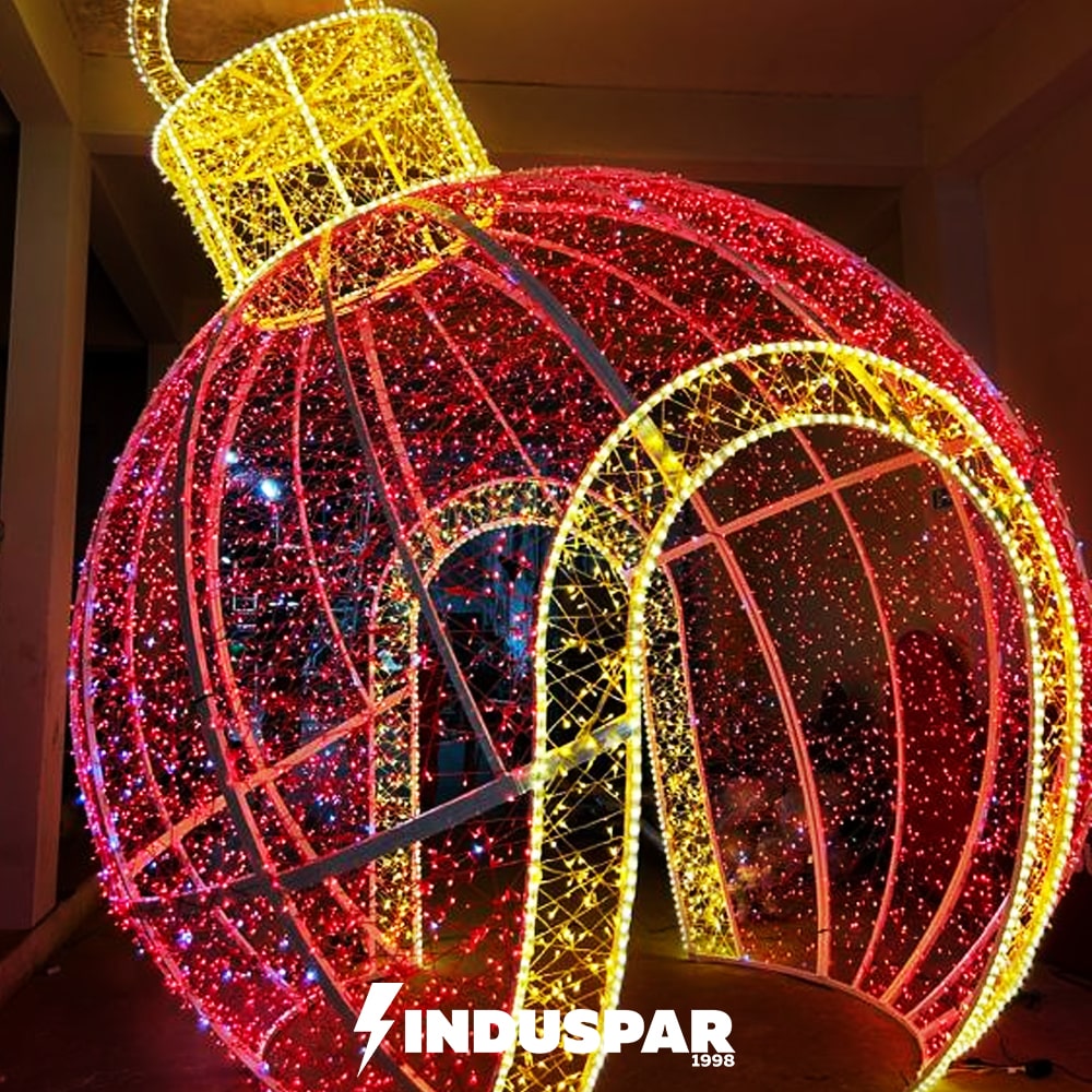 ideias de decoração de natal gigante para fachadas