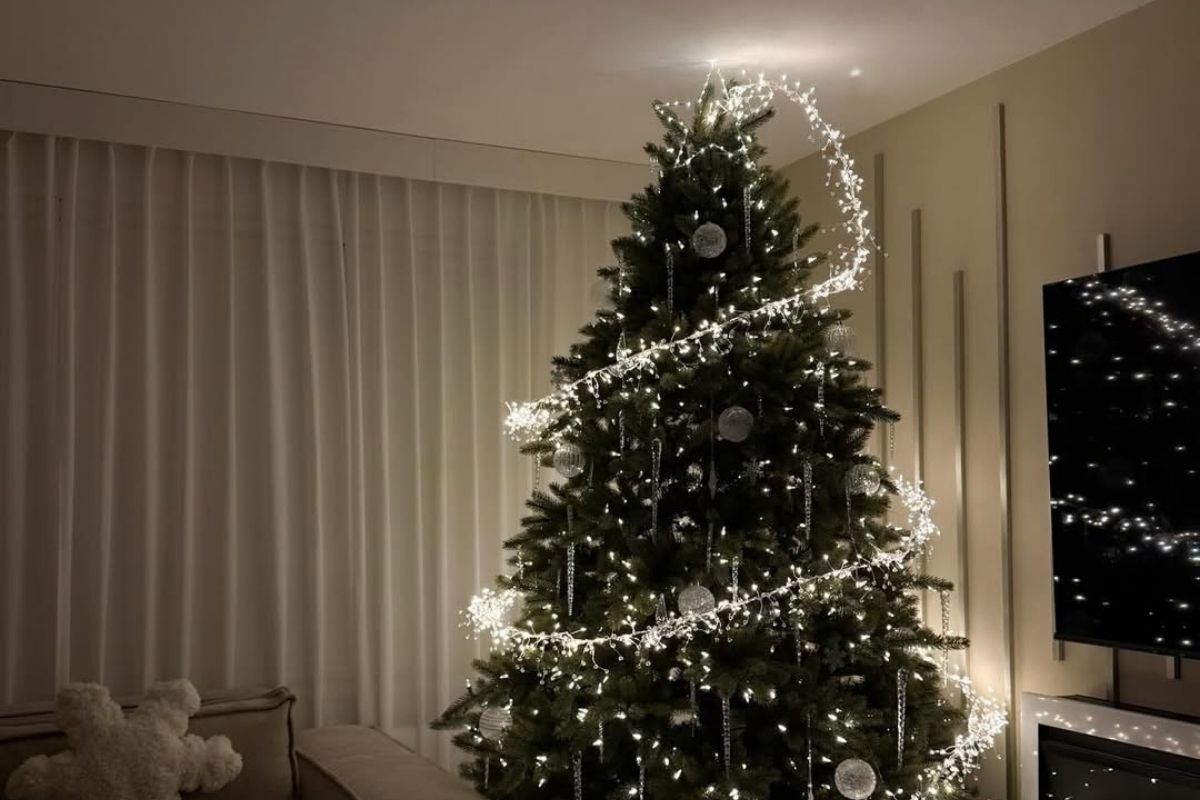 árvore de natal gigante vs inflável qual escolher