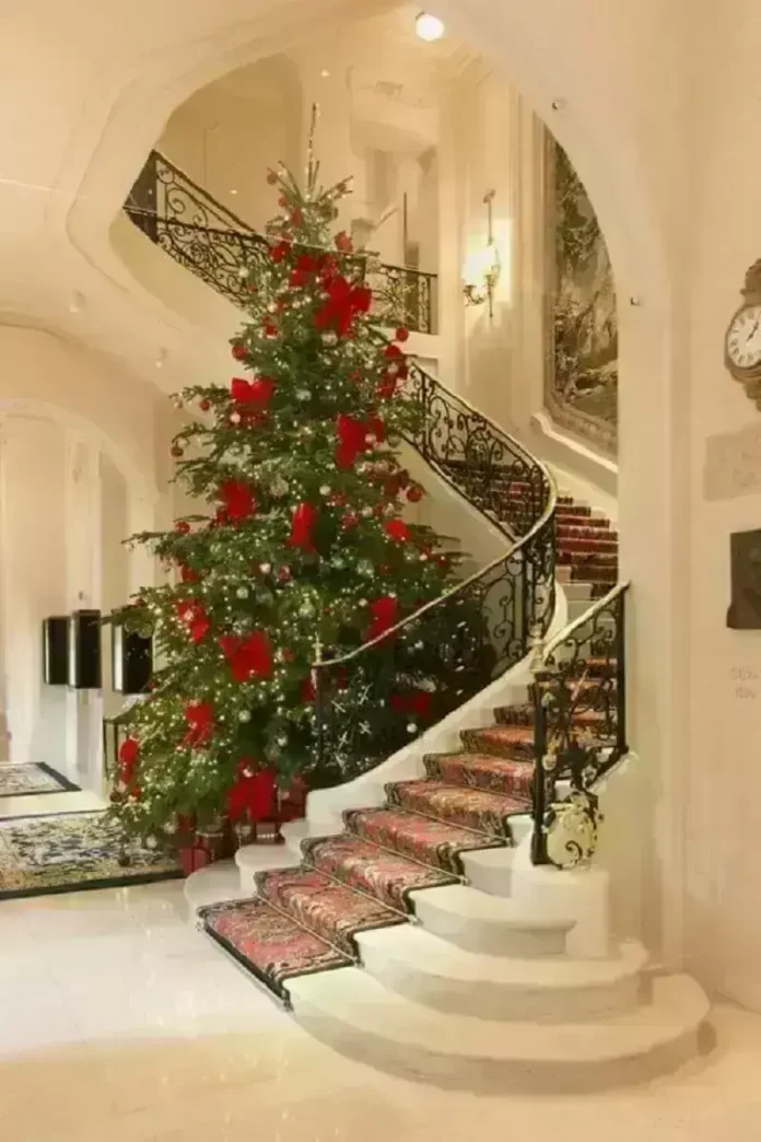 árvore de natal gigante vs inflável qual escolher